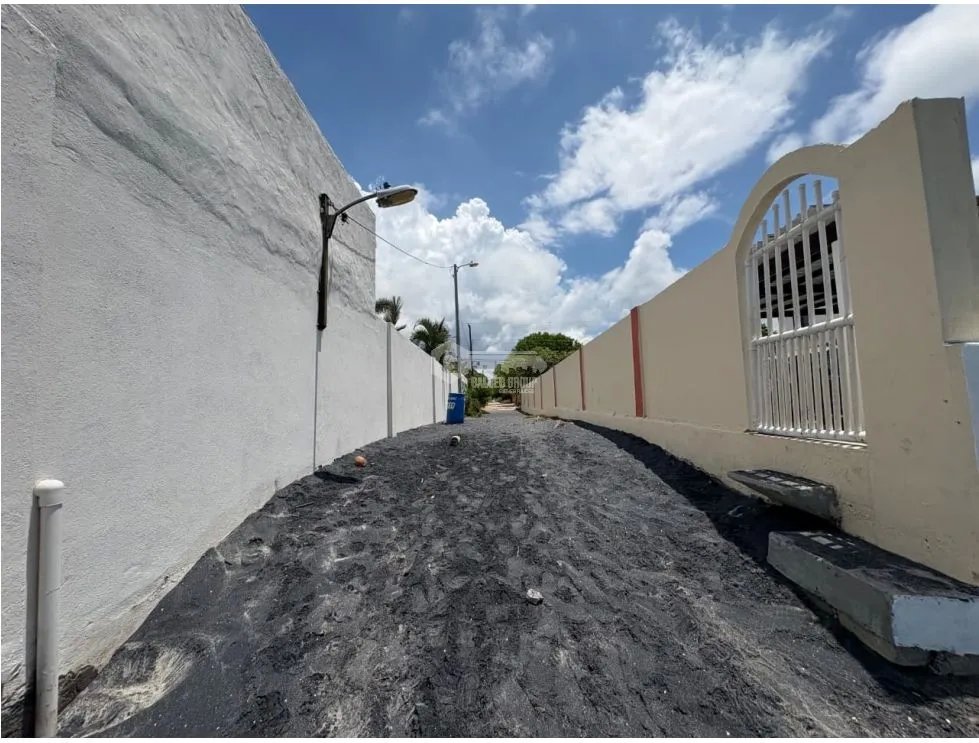 SE VENDE TERRENO PLANO EN PLAYA MALIBU IDEAL PARA DESARROLLO RR