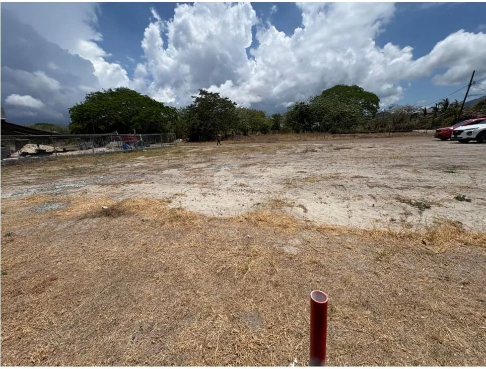 SE VENDE TERRENO PLANO EN PLAYA MALIBU IDEAL PARA DESARROLLO RR