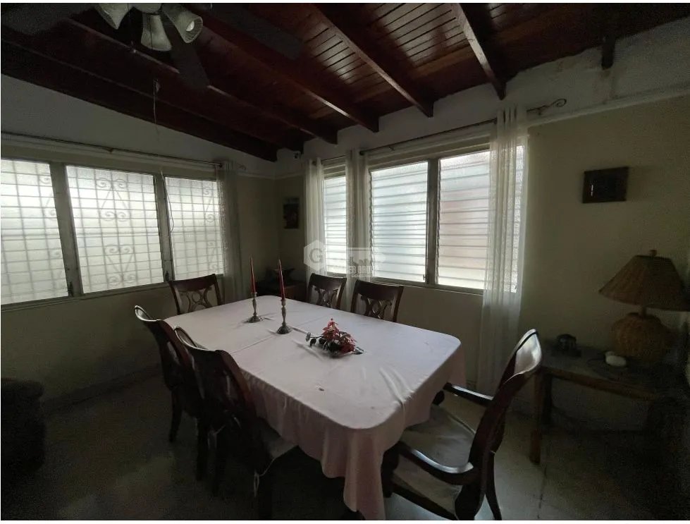 VIA ESPAÑA / 487M / TERRENO CON CASA / SOBRE LA VIA / PARA INVERSION