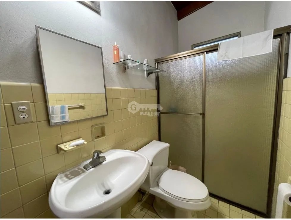 VIA ESPAÑA / 487M / 3 HABITACIONES / 2 BAÑOS / PATIO / SOBRE LA VIA