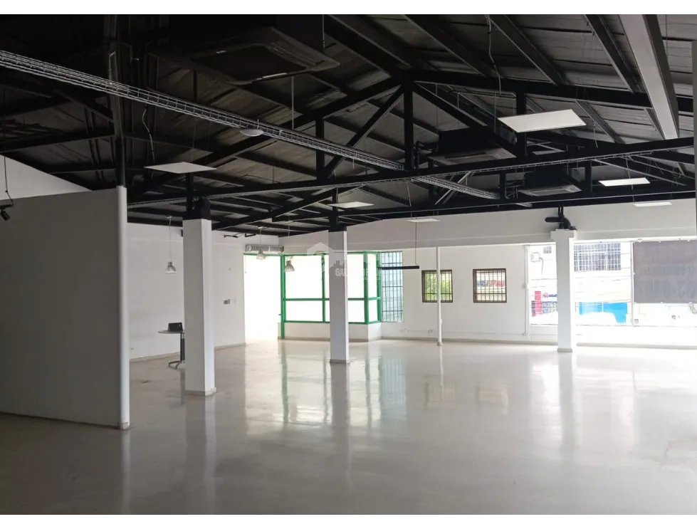 VISTA HERMOSA / LOCAL COMERCIAL / 860M / 12 PARKING / SOBRE VIA