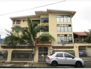 Apartment for sale in Coco del Mar