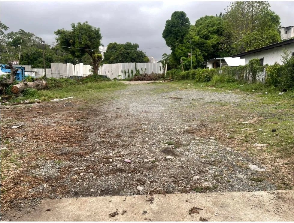 SE VENDE TERRENO EN RIO ABAJO CODIGO C-2 RM1 IDEAL PARA INVERSION