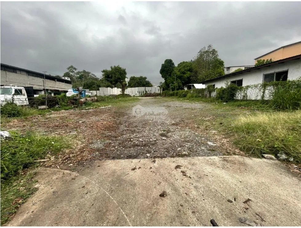 SE VENDE TERRENO EN RIO ABAJO CODIGO C-2 RM1 IDEAL PARA INVERSION