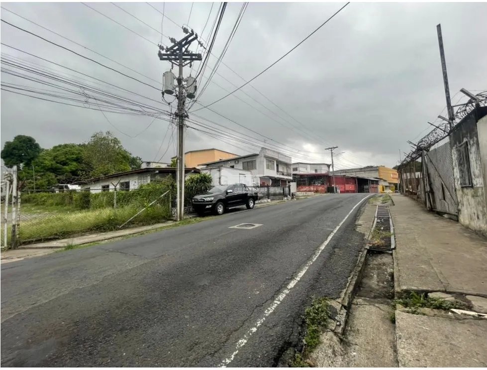 RIO ABAJO / TERRENO / 1222M / CODIGO C-2 / RN1 / PAVIMENTADO JC