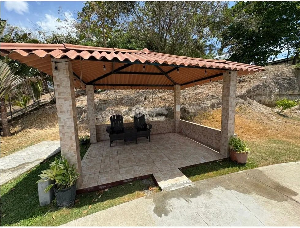 SE VENDE APARTAMENTOE EN SAN CARLOS PH IBIZA OCEAN VIEW CON BALCON