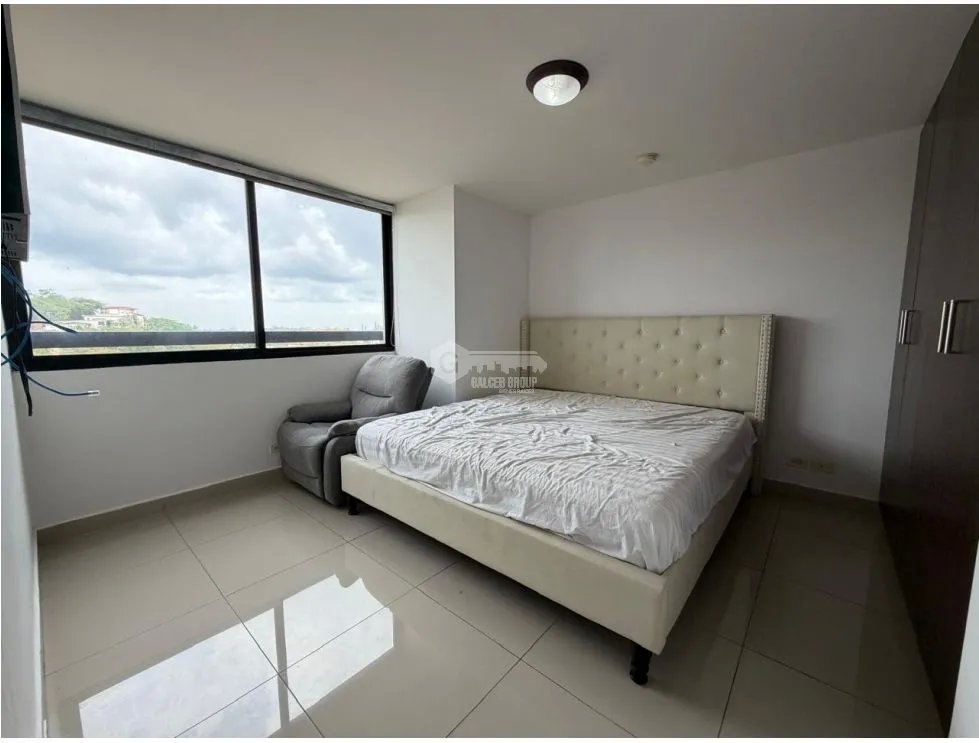 CONDADO DEL REY / PH COUNTRY CLUB / 106M / 3 HABITACION / AMOBLADO