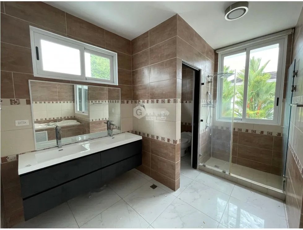 Single Family House for sale in Altos de Panama