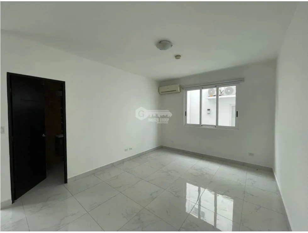SE ALQUILA CASA EN ALTOS DE PANAMÁ PH HORIZONTES CON LINEA BLANCA