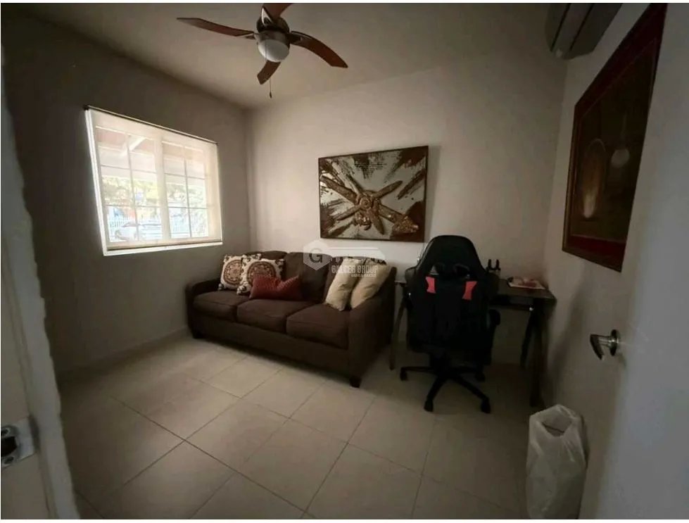 QUINTAS DE VERSALLES / 256m2 / 3 HABITAC. / LINEA BLANCA / YA