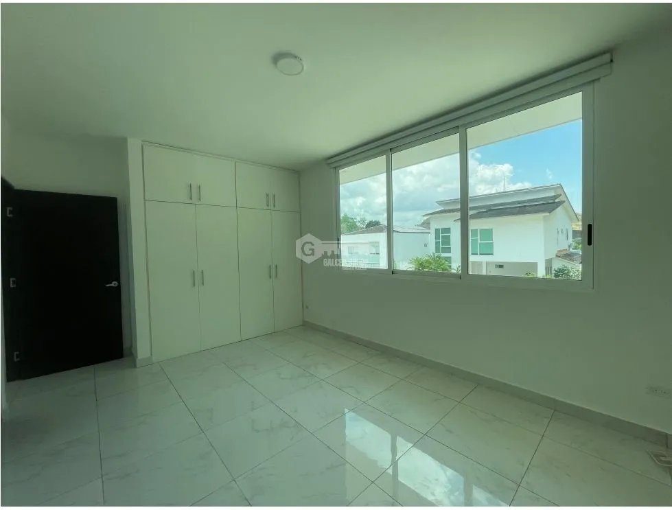 ALTOS DE PANAMÁ / HORIZONTES / 4 HABITACION / 420M / LINEA BLANCA