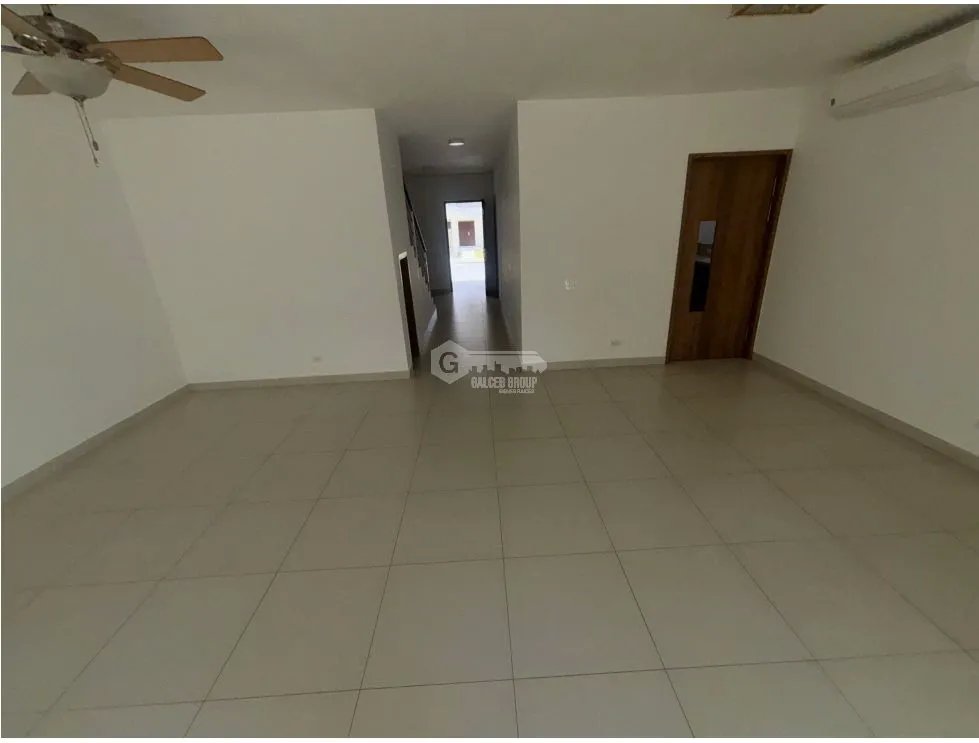 Single Family House for rent in Condado del Rey
