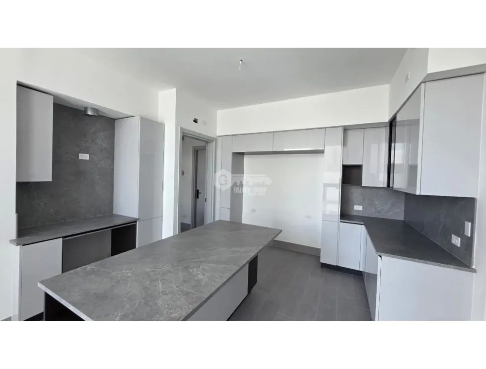 Apartment for sale in Santa Maria