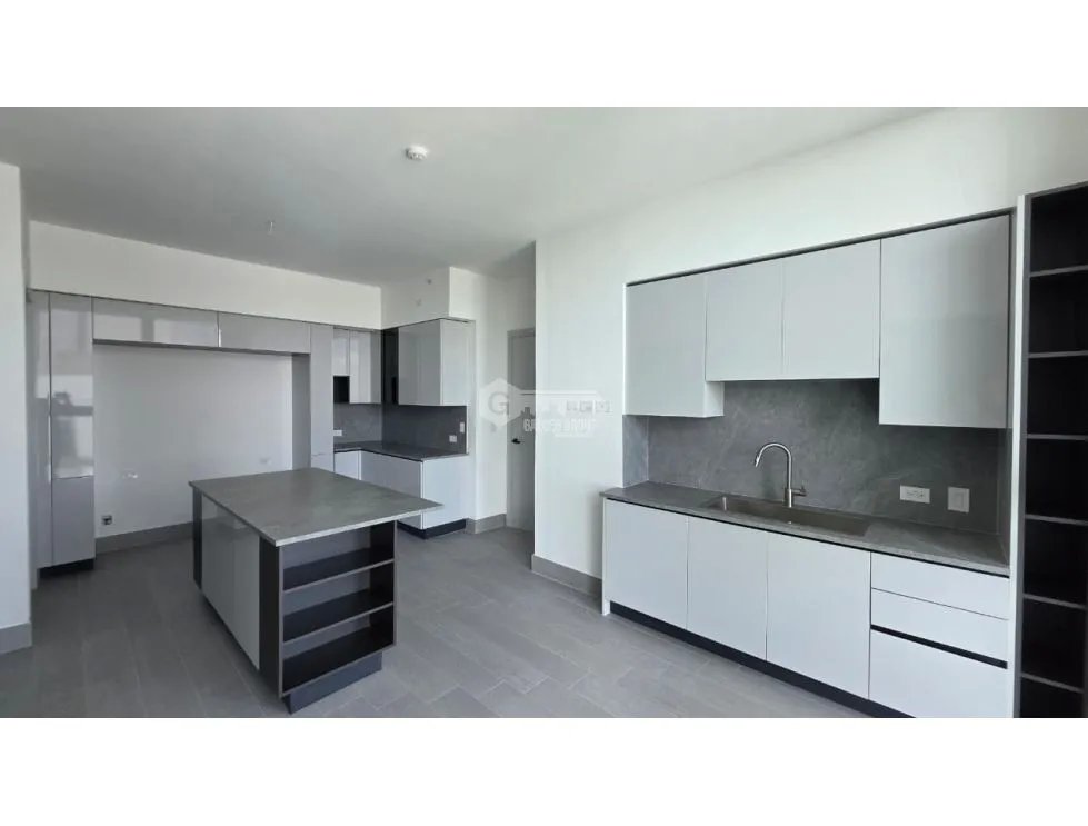 SANTA MARIA / THE IVY / 251M / 4 HABITACIONES / BALCON / 2 PARKING