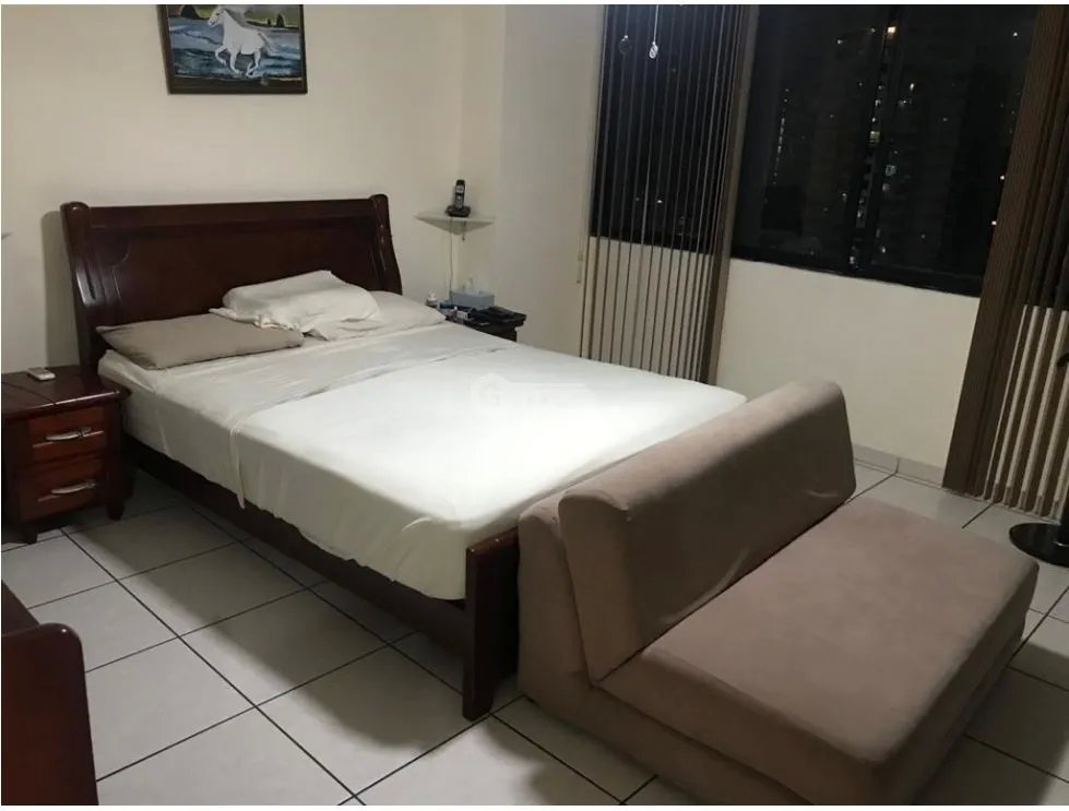 SE ALQUILA EN COCO DEL MAR APARTAMENTO AMOBLADO EN PH COCO MAR