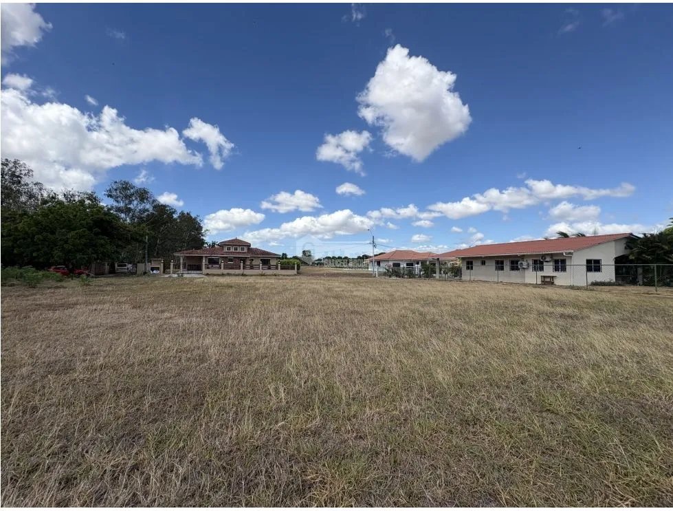 SE VENDE TERRENO PLANO EN LA COLONIA DE CHAME CON AREA SOCIAL