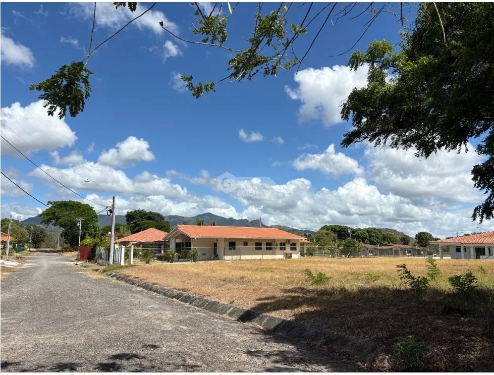 SE VENDE TERRENO PLANO EN LA COLONIA DE CHAME CON AREA SOCIAL
