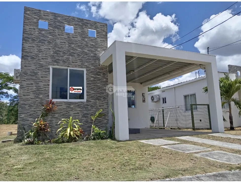 SE VENDE CASA EN THE VILLAGE BEACH RESIDENCES SAN CARLOS CON TERRAZA
