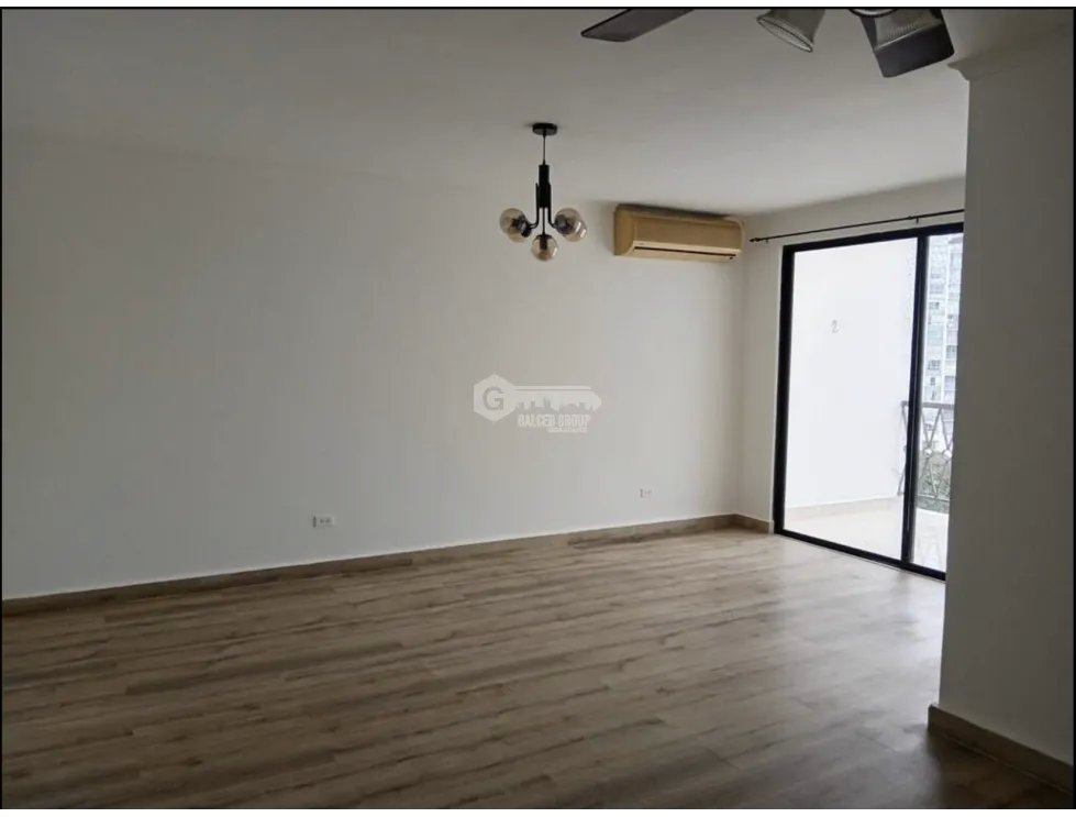 SE VENDE APARTAMENTO EN HATO PINTADO PH PARADISE TOWERS CON BALCON