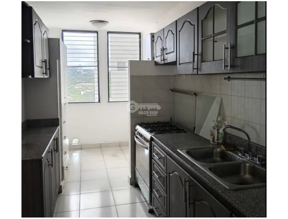 SE VENDE APARTAMENTO EN HATO PINTADO PH PARADISE TOWERS CON BALCON