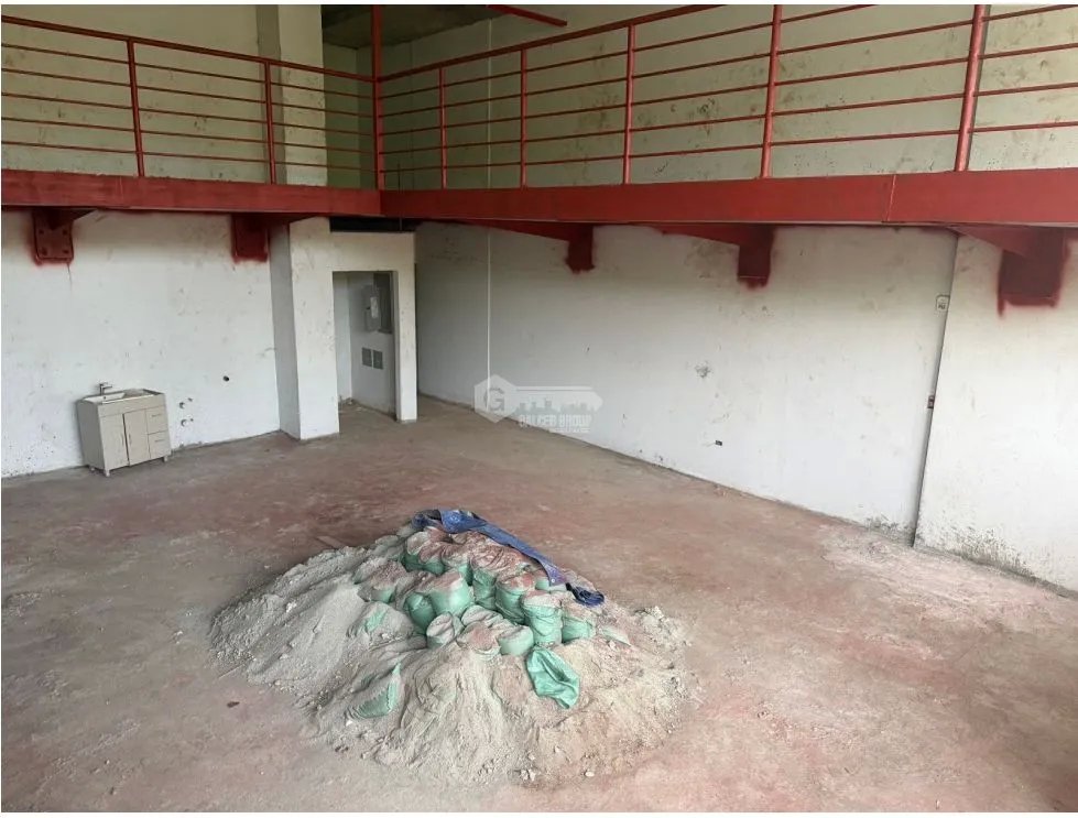 CONDADO DEL REY / LOCAL COMERCIAL / CONDADO PLAZA  / 230M / 2 NIVELES