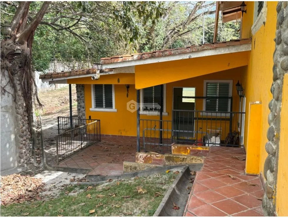 A LA VENTA TERRENO DE 8297 METROS CON CASA EN SANTA CLARA / AG
