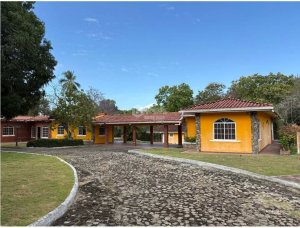 Single Family House for sale in Santa Cl...