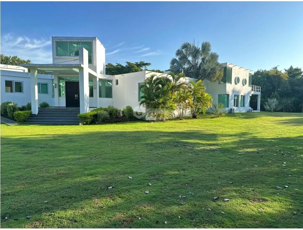 SE VENDE TERRENO DE 11,000 METROS CON CASA EN SANTA CLARA  / AG