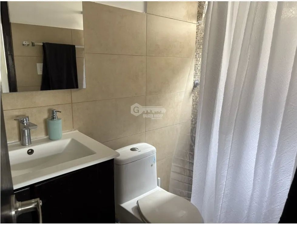 SE VENDE HERMOSA CASA DE 3 HABITACION EN PARAISO VILLAGE CORONADO / AG