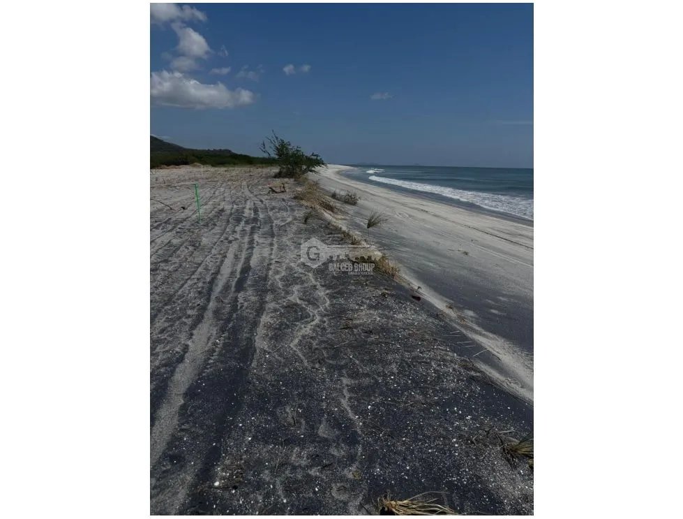 SE VENDE EN GORGONA PLAYA MALIBU TERRENO DE 1002M FRENTE AL MAR