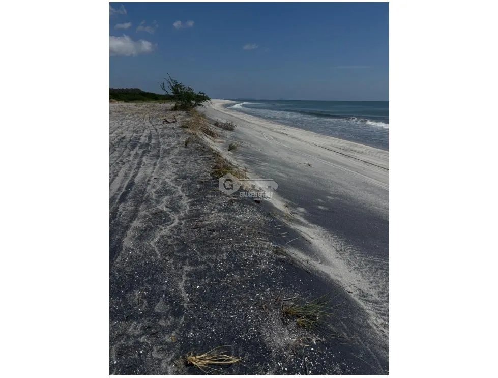 PLAYA MALIBU / GORGONA / TERRENO FRENTE AL MAR / 1002M