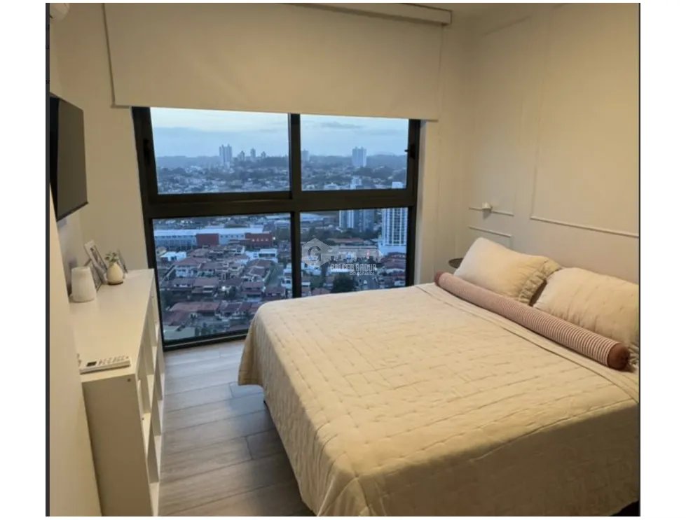 SE VENDE APARTAMENTO EN HATO PINTADO PH BALCONY CON 3 HABITACIONES