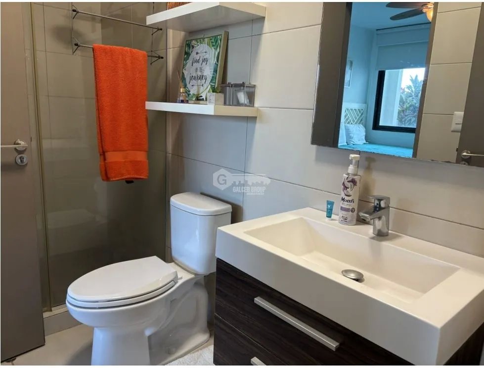 SE VENDE APARTAMENTO EN SAN CARLOS PH MALECÓN DE 2 HABITACIONES