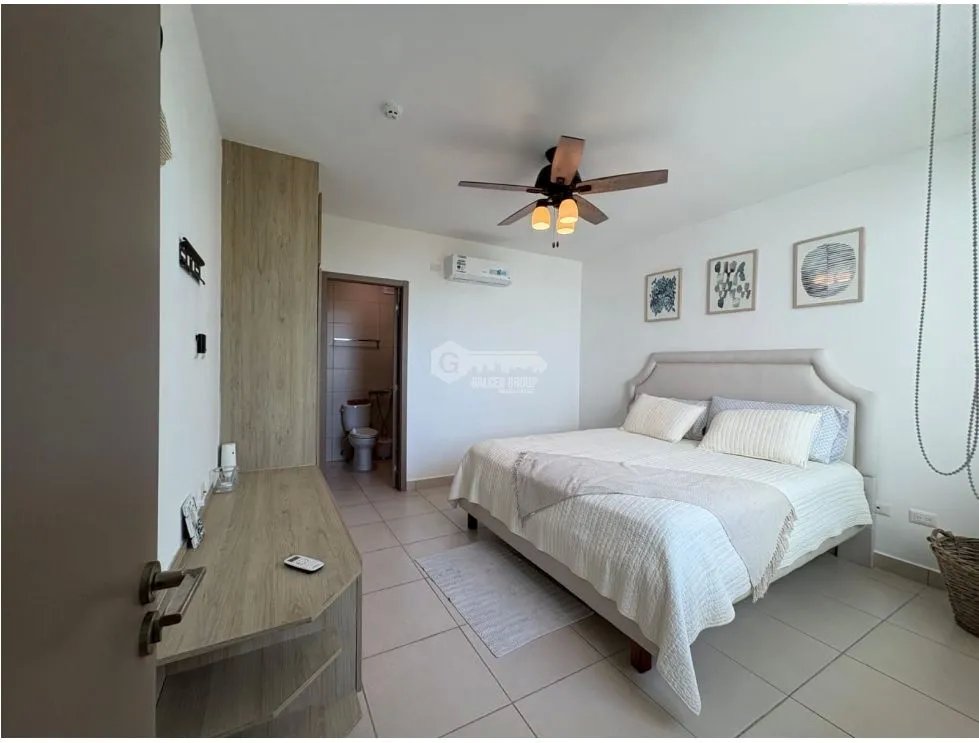 SAN CARLOS / PH MALECON / 116M / 2 HABITACION / 2 BAÑOS / 1 PARKING