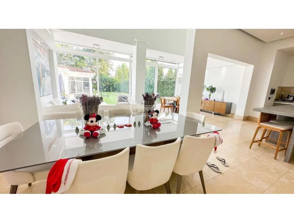 SE VENDE CASA EN SANTA MARIA FAIRWAY ESTATE CASA DE LUJO AMOBLADA 800M