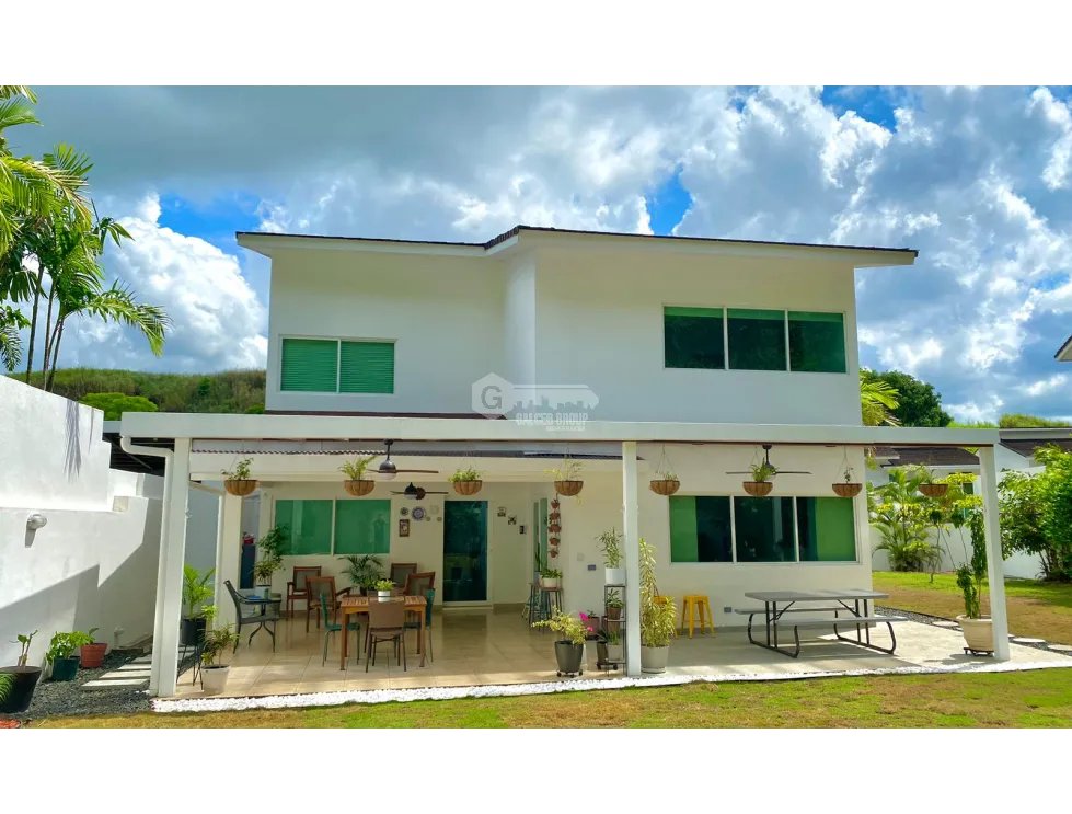 SE VENDE CASA ALTOS DE PANAMA HORIZONTES II 755M 4 HABITACIONES YG