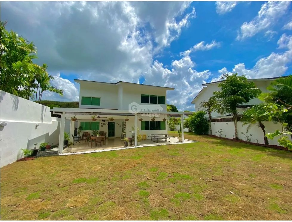 SE VENDE CASA ALTOS DE PANAMA HORIZONTES II 755M 4 HABITACIONES YG