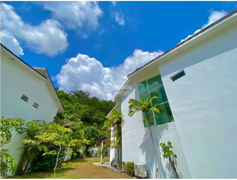 Single Family House for sale in Altos de Panama