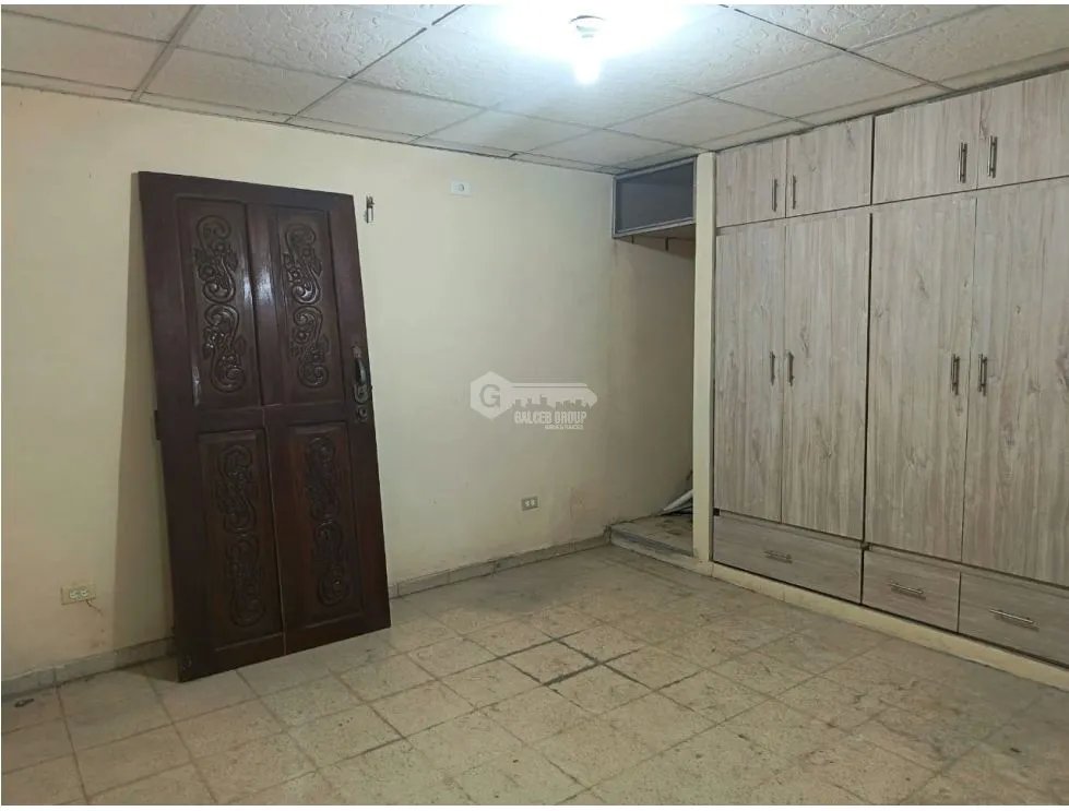 SE VENDE CASA BETANIA 285M 5 HABITACIONES TERRAZA AMPLIA CERCADA