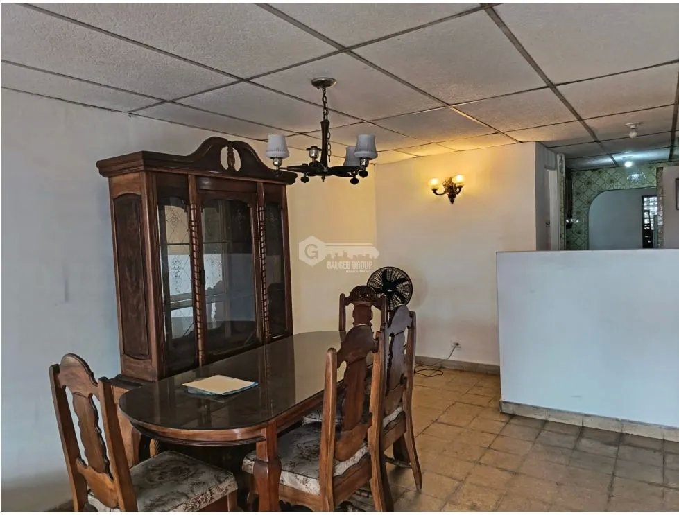 SE VENDE CASA BETANIA 285M 5 HABITACIONES TERRAZA AMPLIA CERCADA
