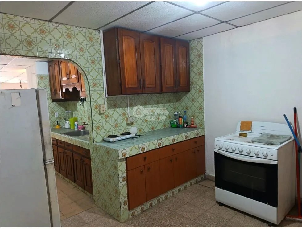 SE VENDE CASA BETANIA 285M 5 HABITACIONES TERRAZA AMPLIA CERCADA