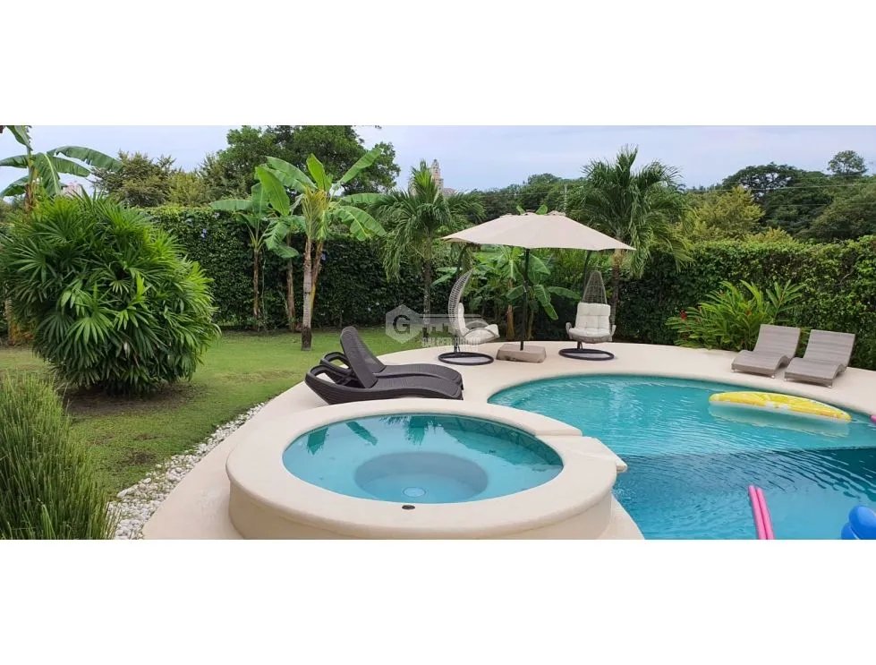 SE VENDE CASA CORONADO BOULEVARD 4 HABITACION 1000M AMOBLADA PISCINA
