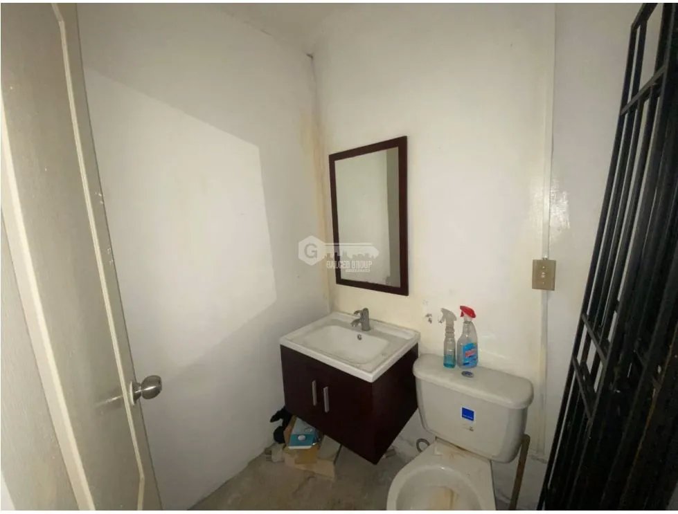 VILLA DE LAS FUENTES 2 NIVELES 4 HABITACION 380 M 3 BAÑOS
