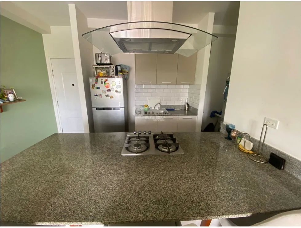 SE VENDE APARTAMENTO LAS ACACIAS PH COLONIAL PARK 54 M 2 HABITACIONES