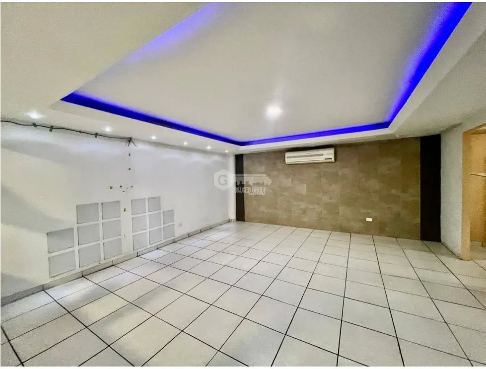 Single Family House for sale in Condado del Rey