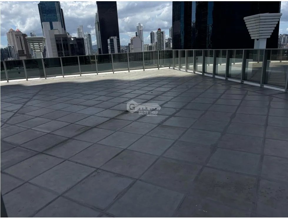 OFICINA EN EL TORNILLO PANAMA  REVOLUTION F&F TOWER 1,122M