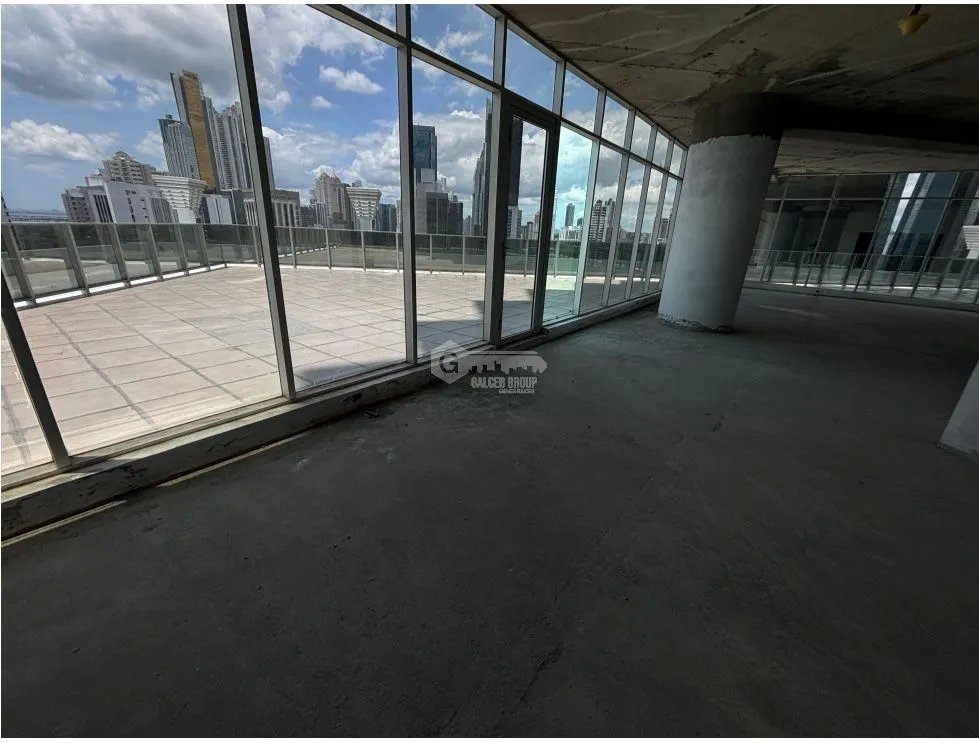CALLE 50 / REVOLUTION F&F TOWER TORNILLO / MEZZANINE / 873M