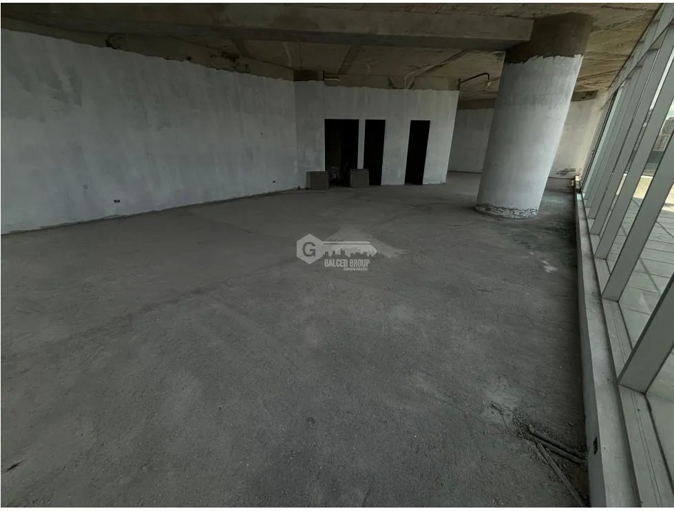 CALLE 50 / REVOLUTION F&F TOWER TORNILLO / MEZZANINE / 873M