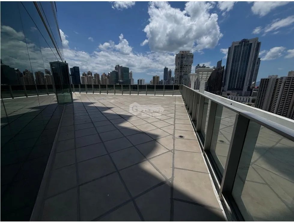 CALLE 50 / REVOLUTION F&F TOWER TORNILLO / MEZZANINE / TERRAZA / 582M
