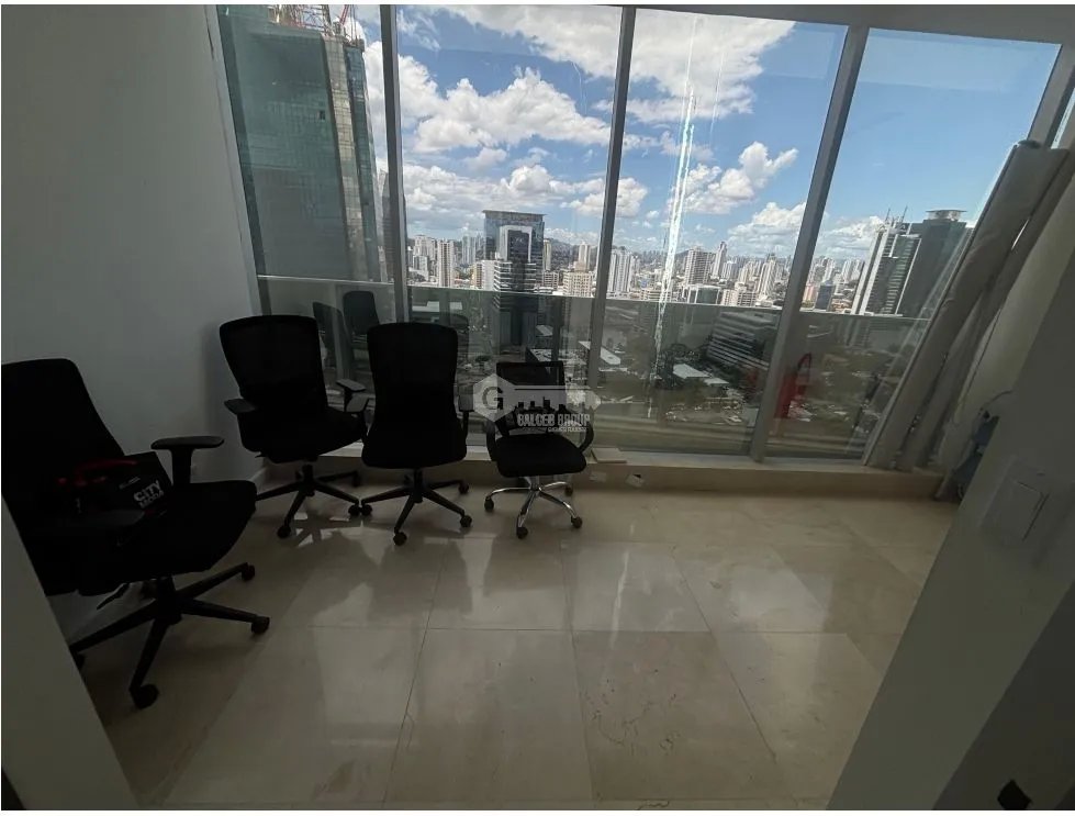TORNILLO / REVOLUTION  F & F TOWER / CALLE 50 / 188M / DIVISIONES